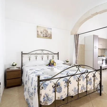 L'arco In Polignano * 폴리나노 아마레